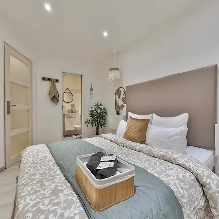 Les Franklins - Hyper Centre Apartment *